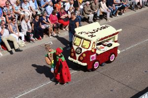 Kinderwagen Bloemencorso Loenhout 2018
