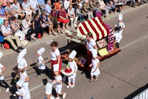 Kinderwagen Bloemencorso Loenhout 2018